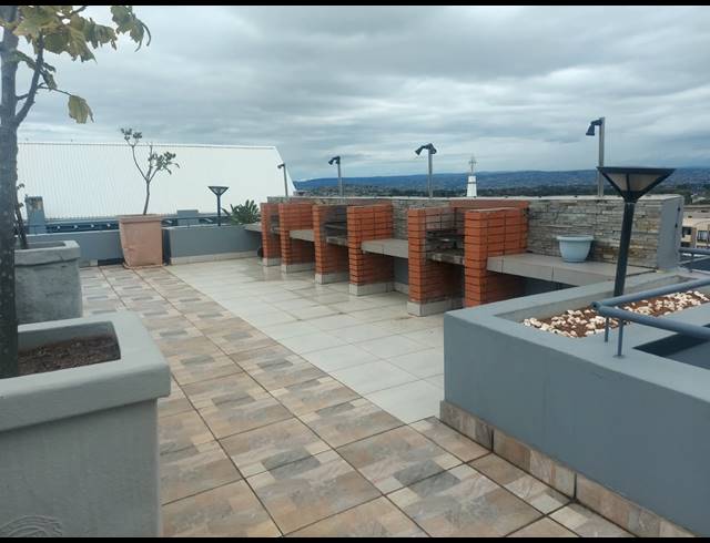 2 BEDROOM APARTMENT TO LET IN UMHLANGA RIDGE